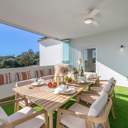 Vacation I Azahar Retreat, Paradise For Golfers, Private Heated Pool, Close To The Beaches And High-end Restaurants Villa