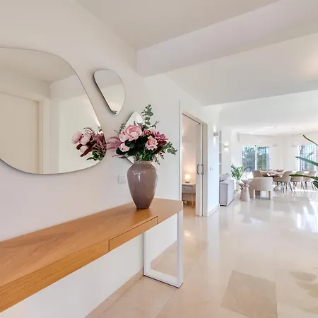 Vacation I Azahar Retreat, Paradise For Golfers, Private Heated Pool, Bbq Grill, Close To The Beaches And High-end Restaurants