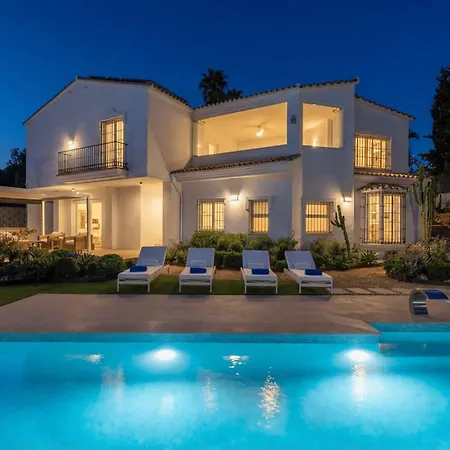 Vacation I Azahar Retreat, Paradise For Golfers, Private Heated Pool, Close To The Beaches And High-end Restaurants Вилла Марбелья