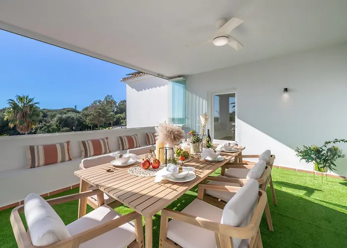 Vacation I Azahar Retreat, Paradise For Golfers, Private Heated Pool, Close To The Beaches And High-end Restaurants Willa