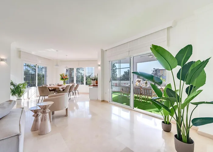 Vacation I Azahar Retreat, Paradise For Golfers, Private Heated Pool, Close To The Beaches And High-end Restaurants * Marbella