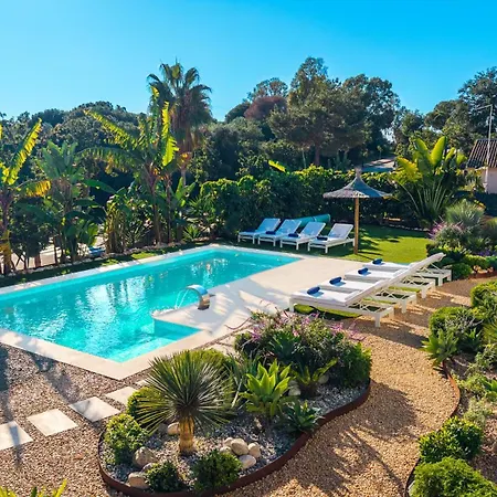 Vacation I Azahar Retreat, Paradise For Golfers, Private Heated Pool, Close To The Beaches And High-end Restaurants Villa